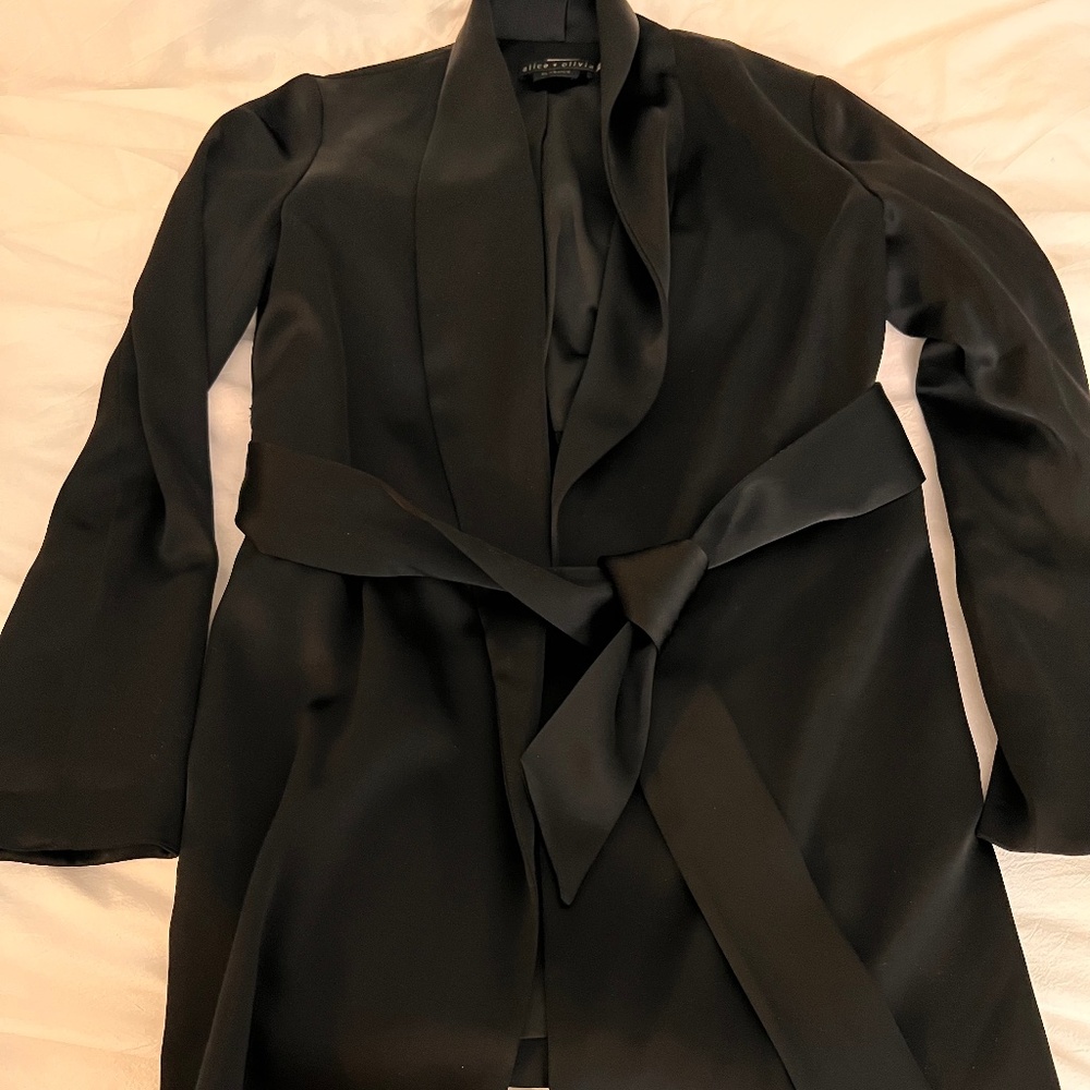 Alice and Olivia satin classics blazer